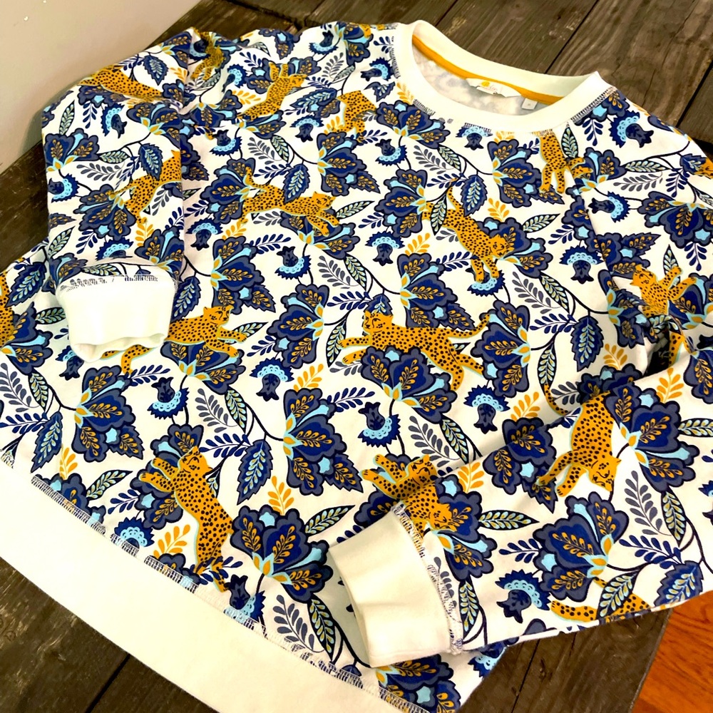 Biden Cozy Tiger Sweatshirt Medium